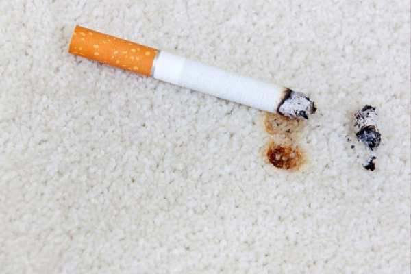 رفع آتش سیگار روی فرش 