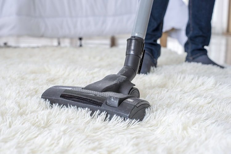خاک گیری فرش در منزل